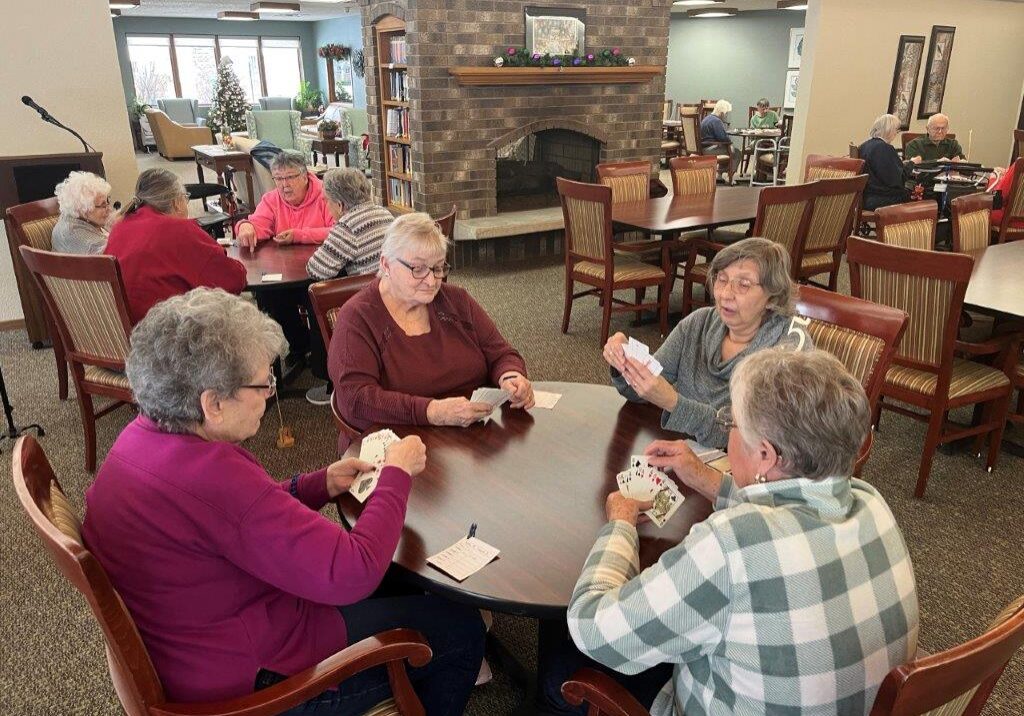 tenants playing 500 card game